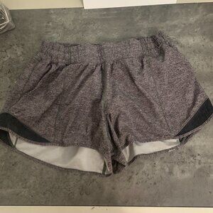 Lululemon Hotty Hot Shorts 4"